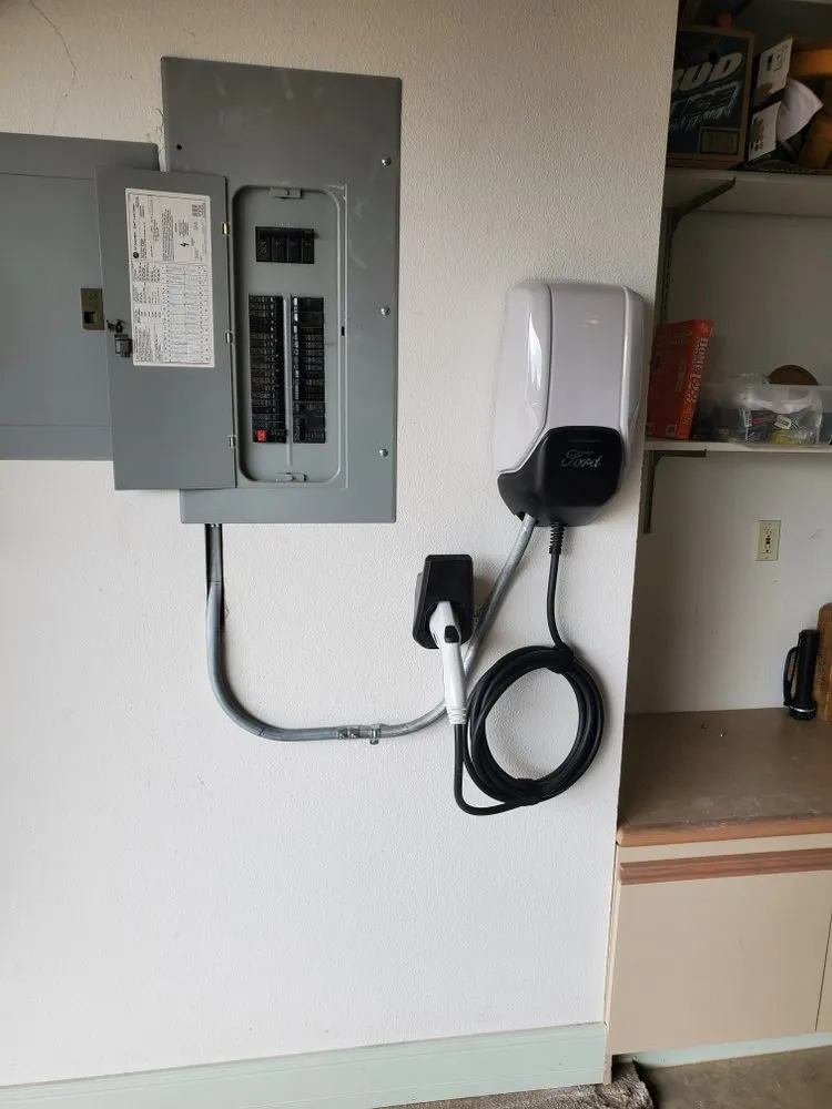 Slide of Lobos Electric