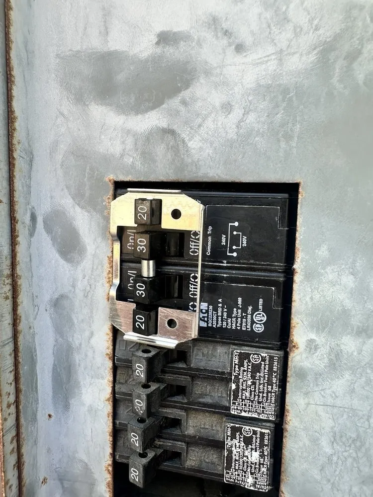 Slide of Lobos Master Builder