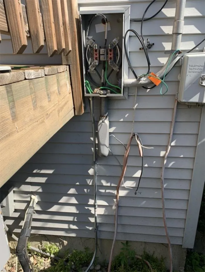 Slide of Loboz Electrical