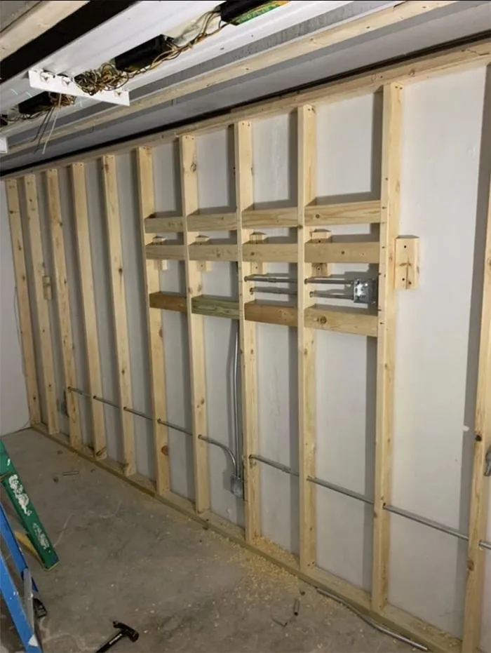 Slide of Loboz Electrical