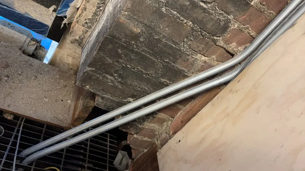 Expert electrician providing emergency electrical service in South Richmond Hill, NY - Local Electric