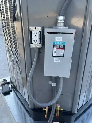 Local Electrical Logo