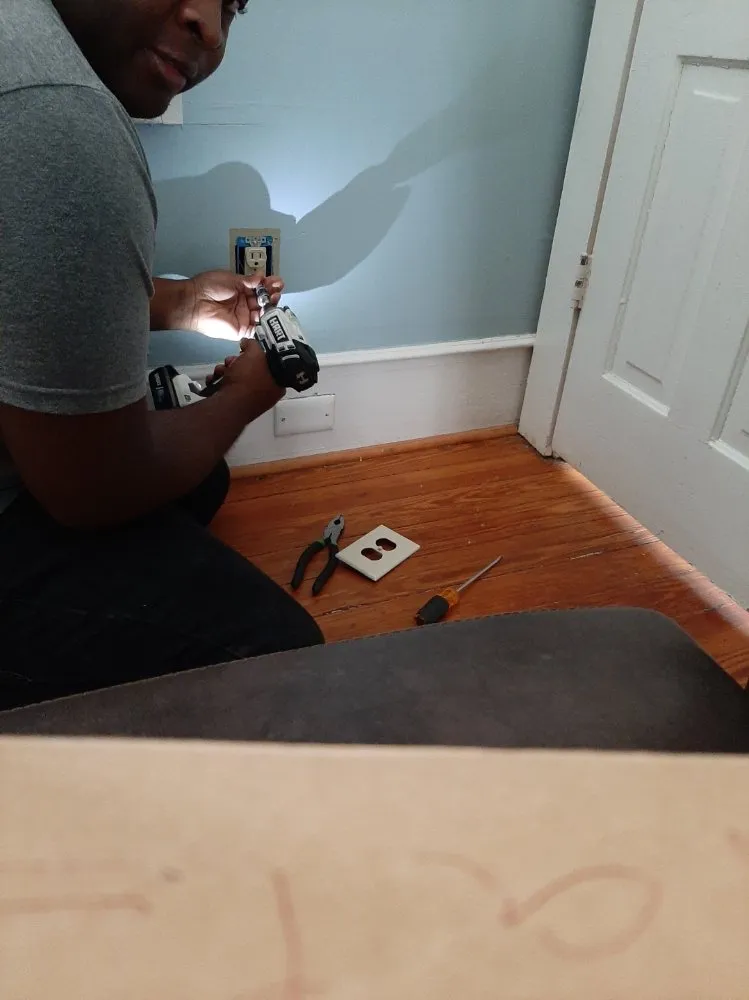 Slide of Local Electrician