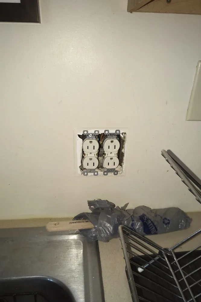 Slide of Local Electrician