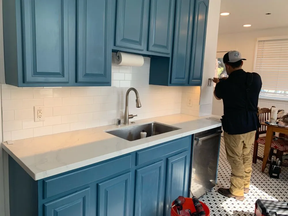 Slide of Local Electricians