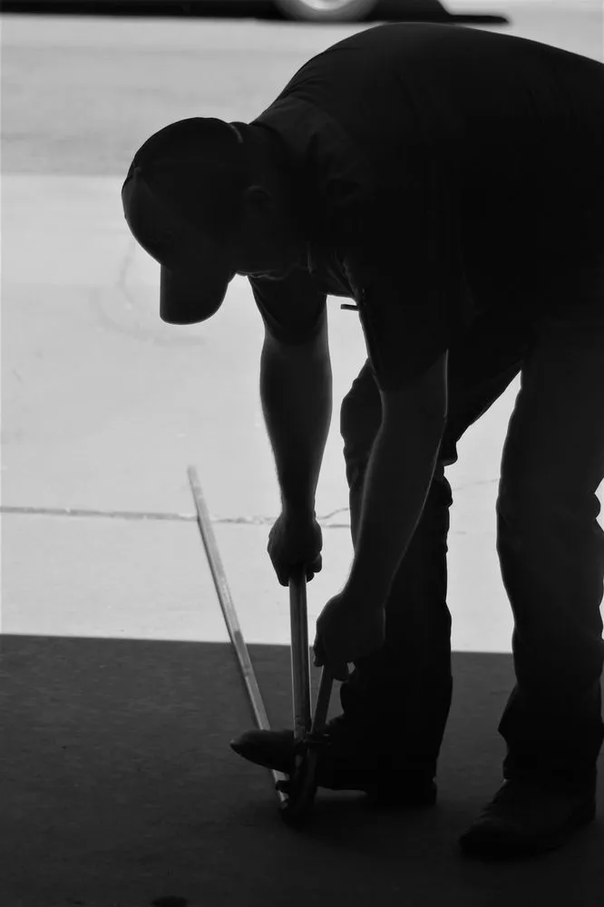 Slide of Local Wire Nutz