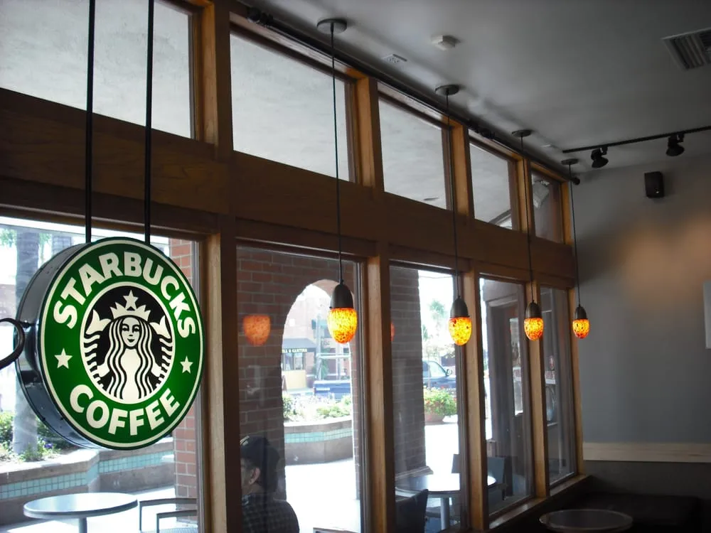 Reliable electrician providing lighting installation in , 