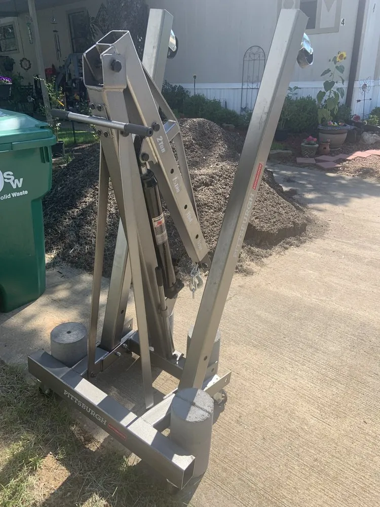 Slide of Logan’s 911 Handyman Service