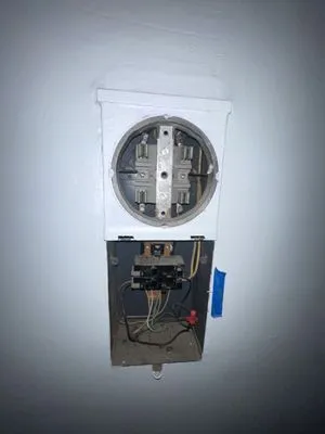 Logic Electric Contracting Logo