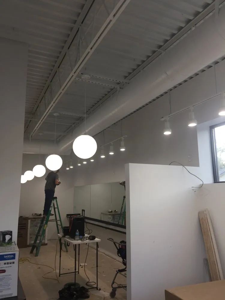 Slide of Lone Star Electrical Services