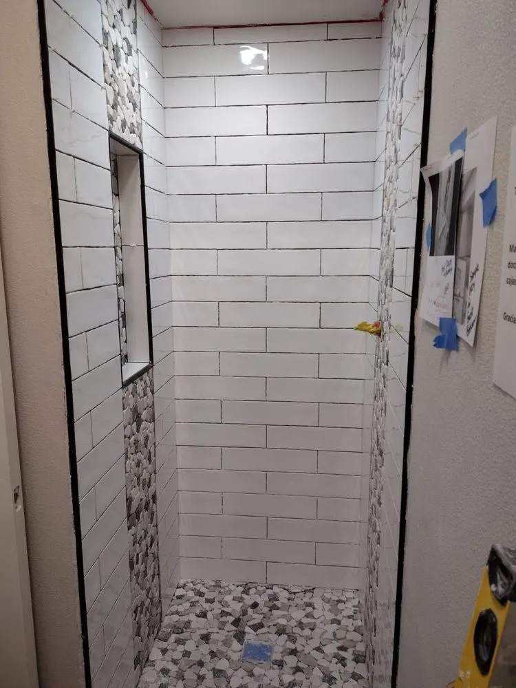 Reliable electrician providing circuit breaker repair in , 