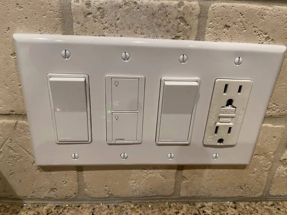 Slide of Lonestar Electric