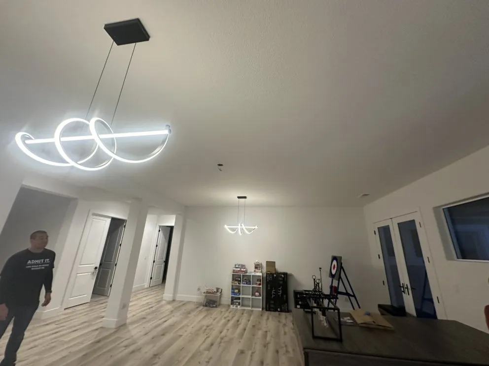 Slide of Lonestar Electric