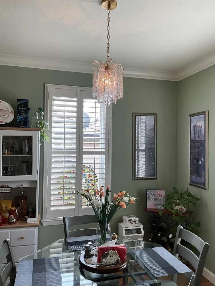 Slide of Lonestar Electric