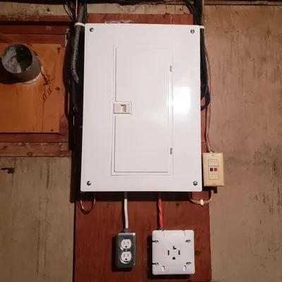 Long Island City Electrical Repair Logo