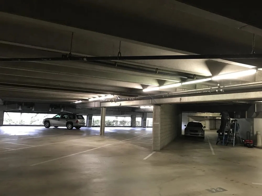 Affordable electrician providing emergency electrical service in Carlsbad, CA - Longboard Electric