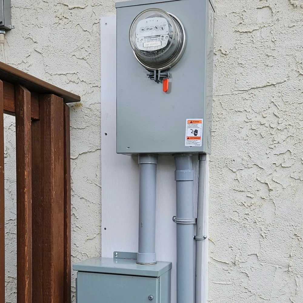 Slide of Longwood Licensed Electrician