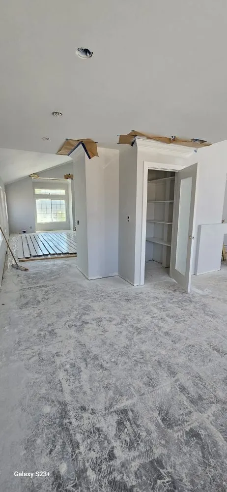 Affordable outlet and switch repair service in ,  - Lopez Construction Services