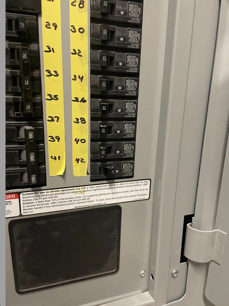 Slide of Lopez Electric and Solar