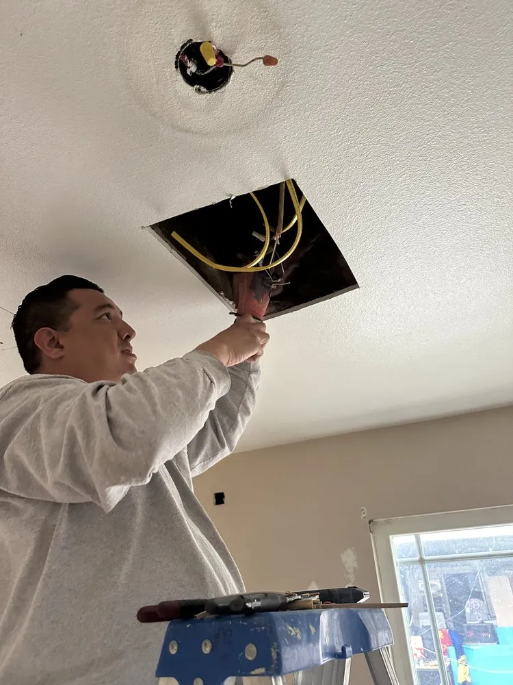 Slide of Lopez Electric and Solar