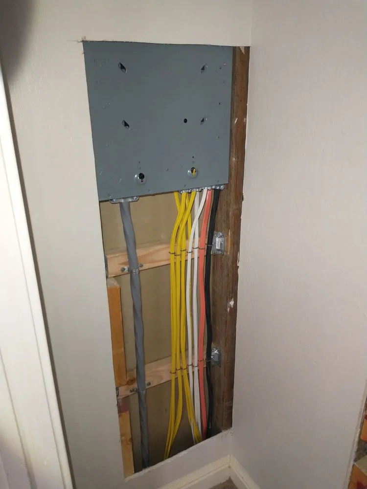 Slide of Lory Electric