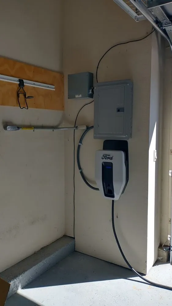 Slide of Lory Electric