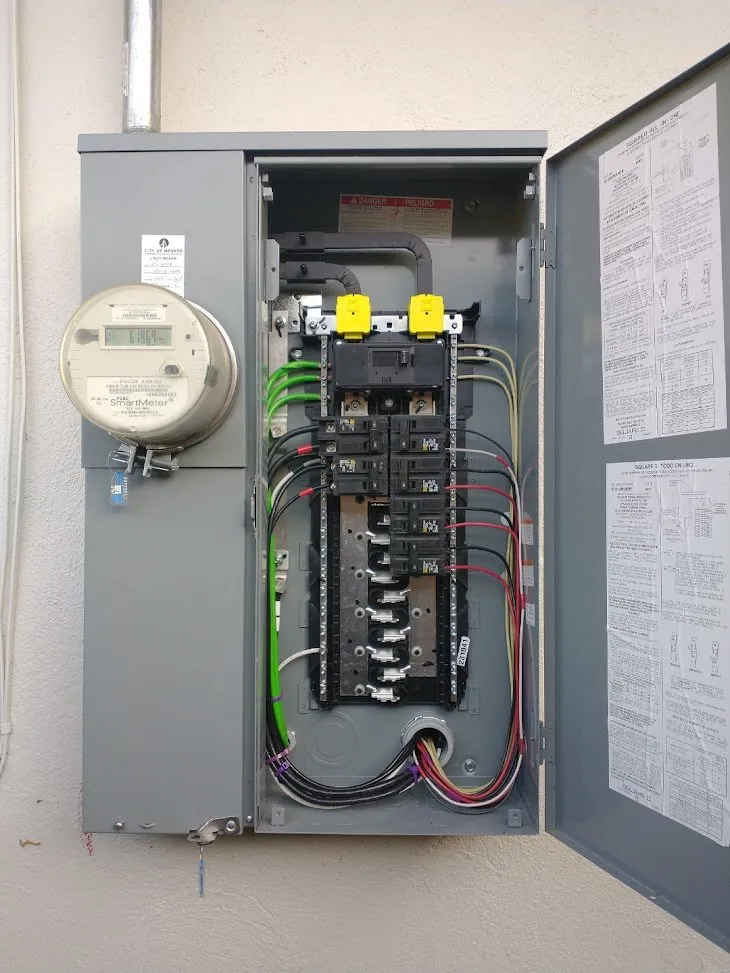 Slide of Lory Electric