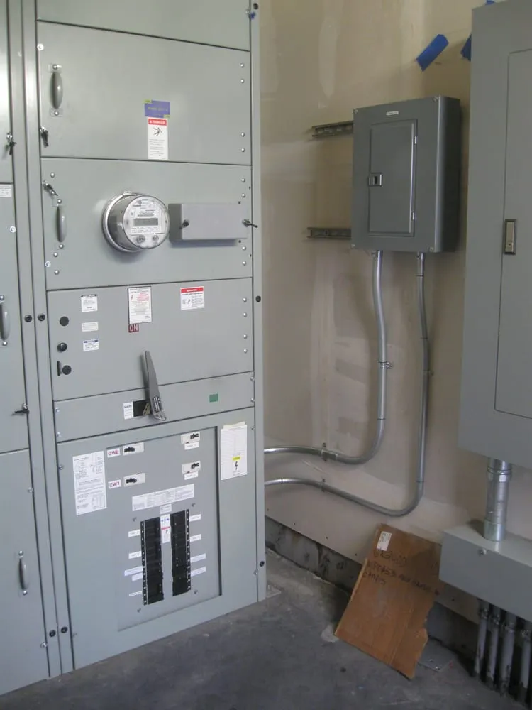 Slide of Lory Electric