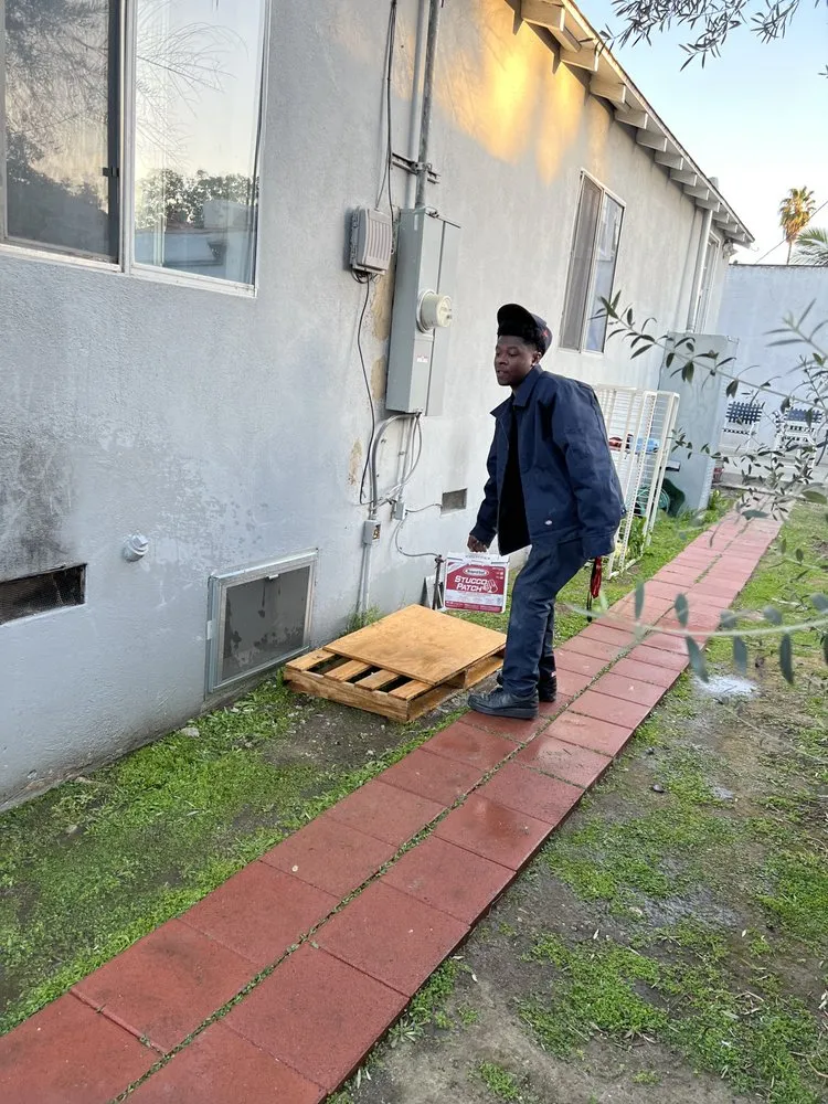 Slide of Los Angeles Electric