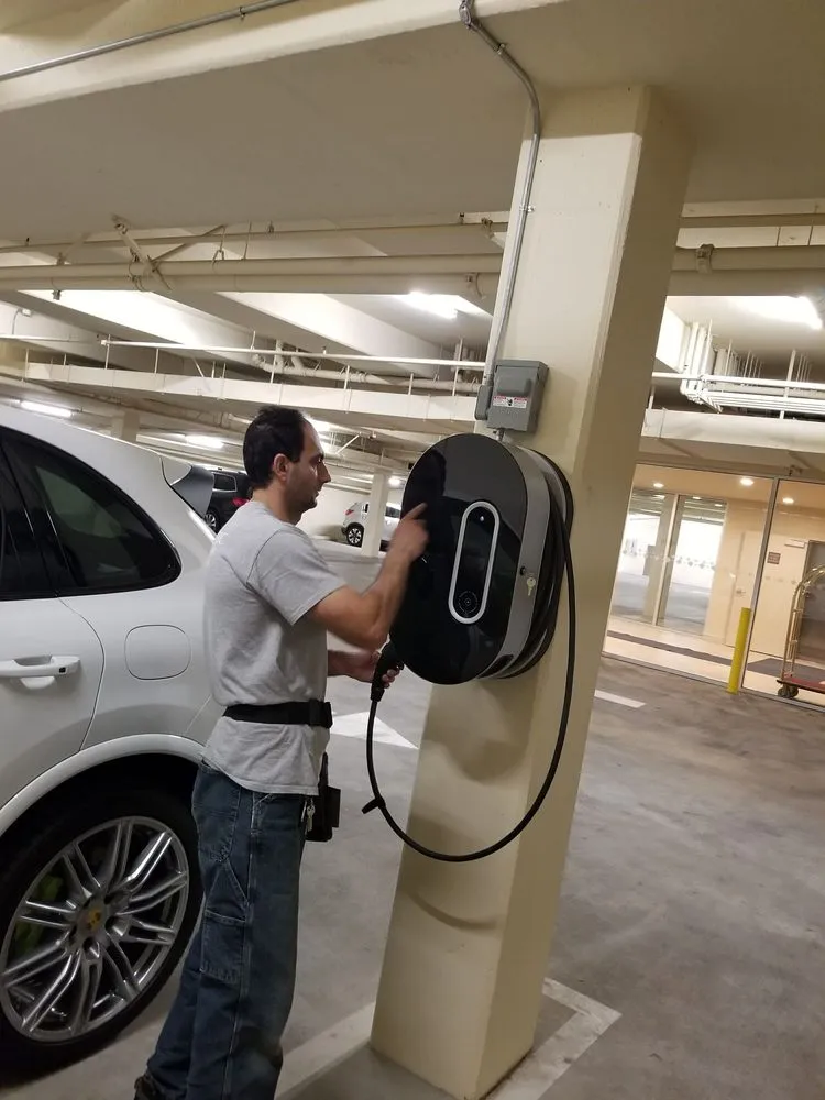 Slide of Los Angeles Electricians