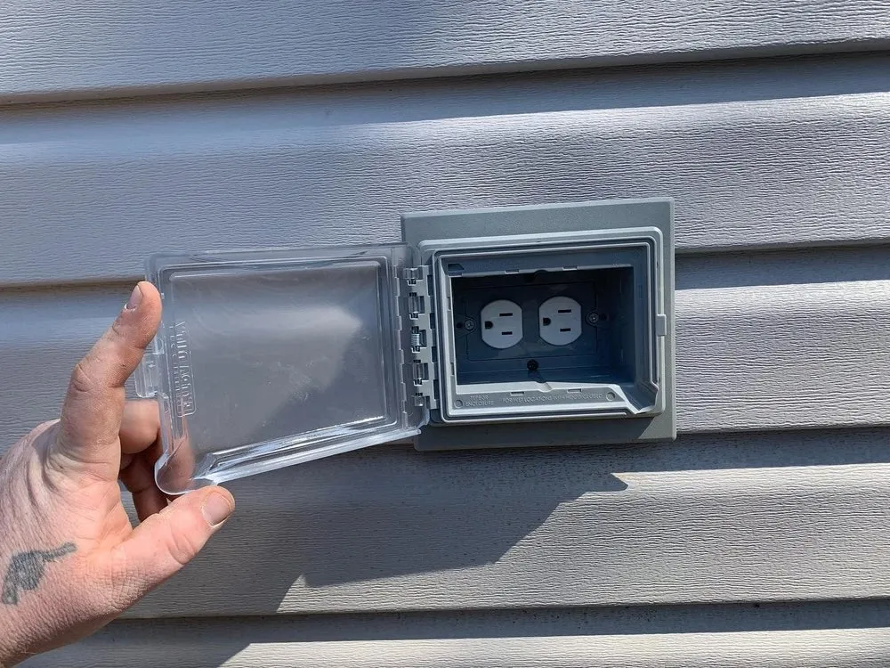 Slide of Los Feliz 24 Hour Electrician