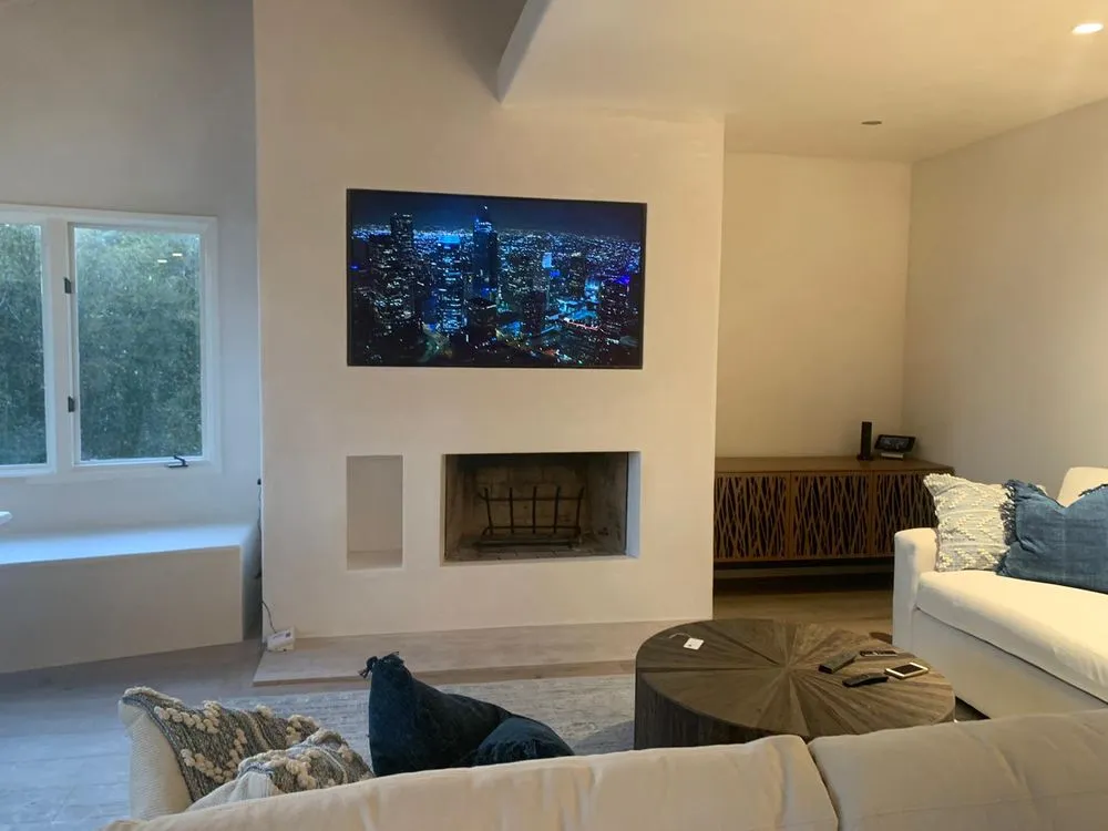 Slide of Loui Technology EC