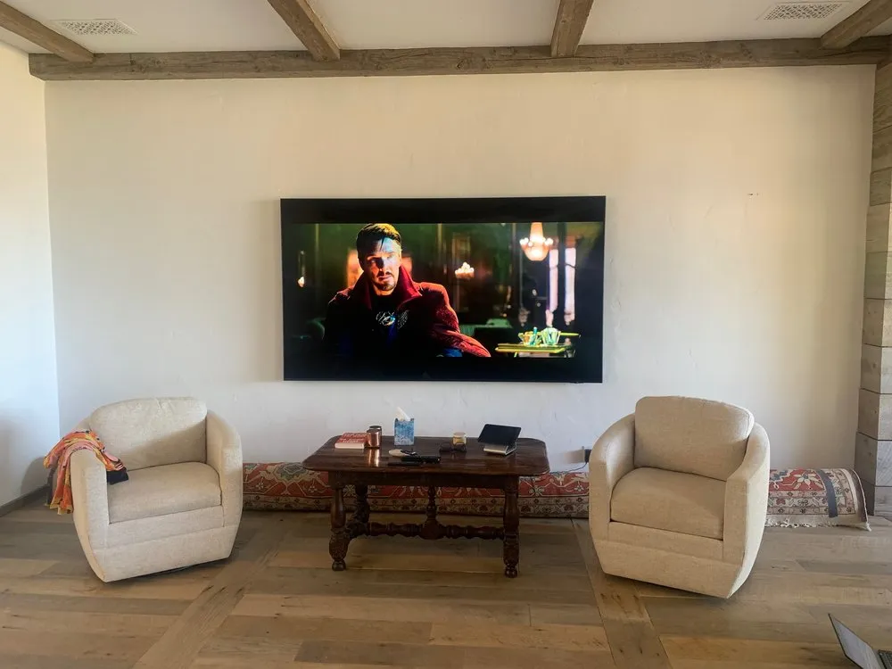 Slide of Loui Technology EC