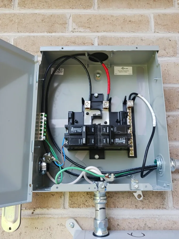 Slide of Louie's Electric