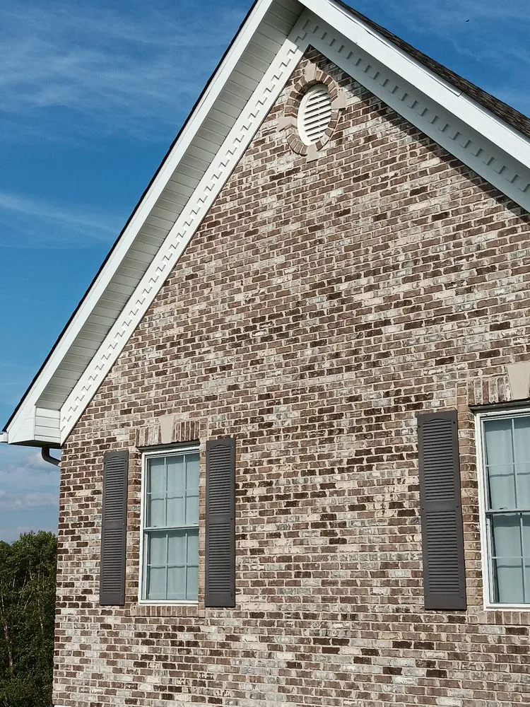 Slide of Louie's Lighting