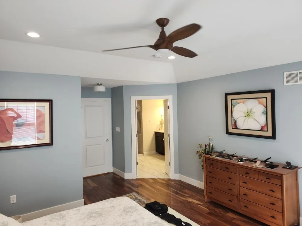 Slide of Louie's Lighting