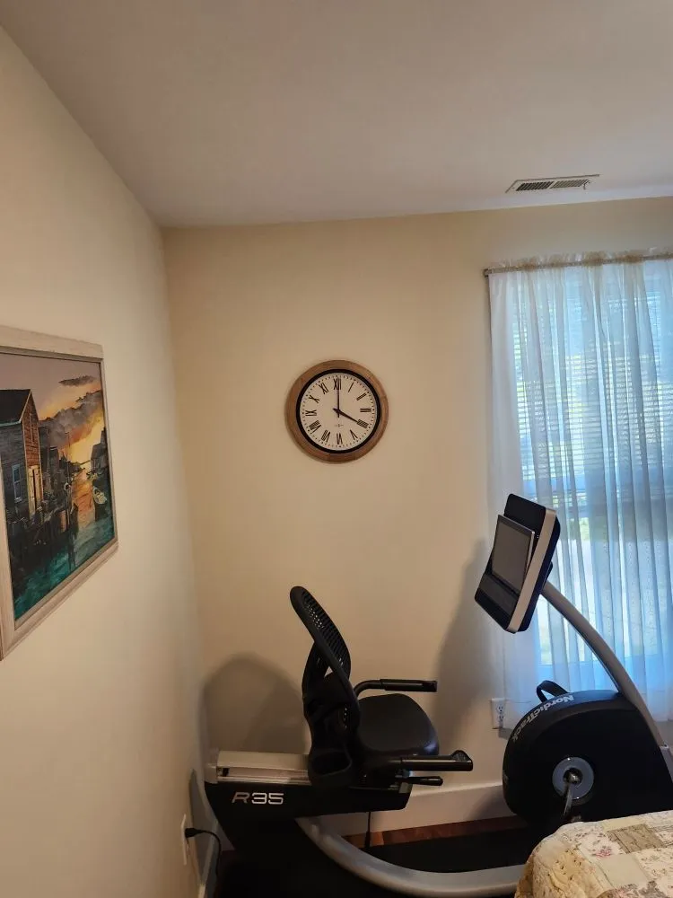 Slide of Louie's Lighting