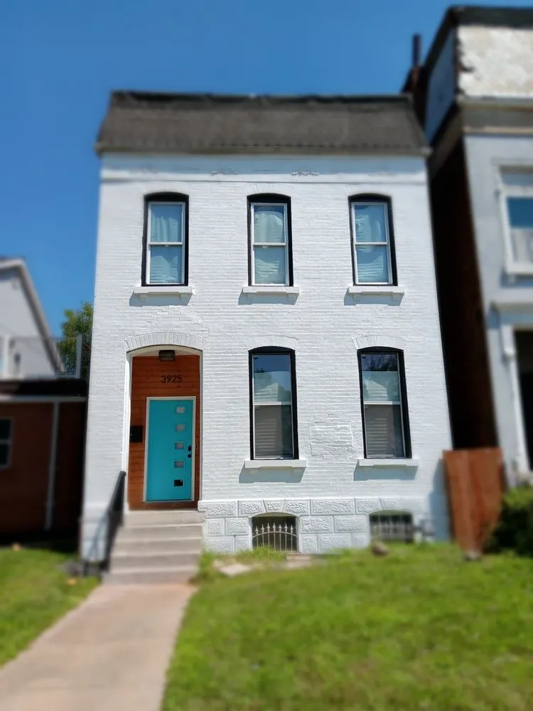 Slide of Louie's Lighting