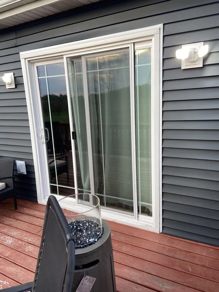 Certified electrician providing lighting installation in ,