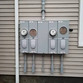 Slide of Louis Benson Electrician