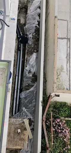 Slide of Lou’s Electric Inc