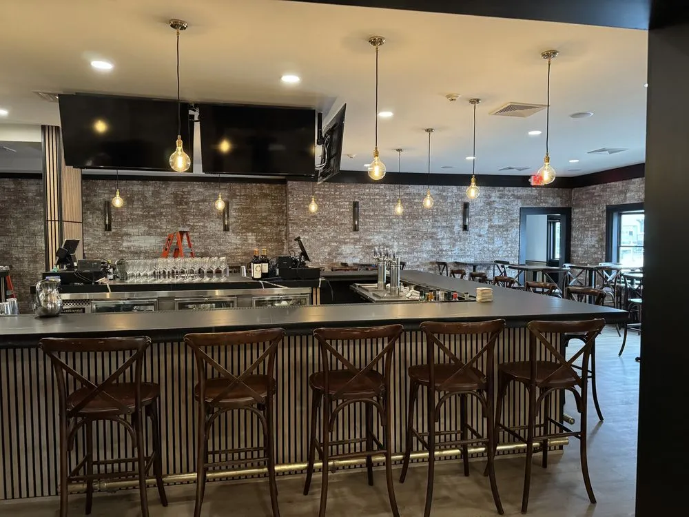 Slide of Lou's Electric