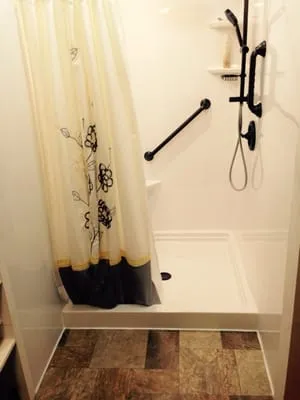 Lowe Electric Service Logo