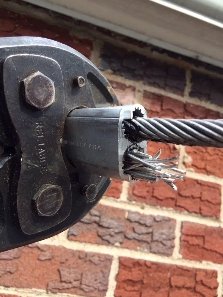 Reliable outlet and switch repair service in , - Lowry Services