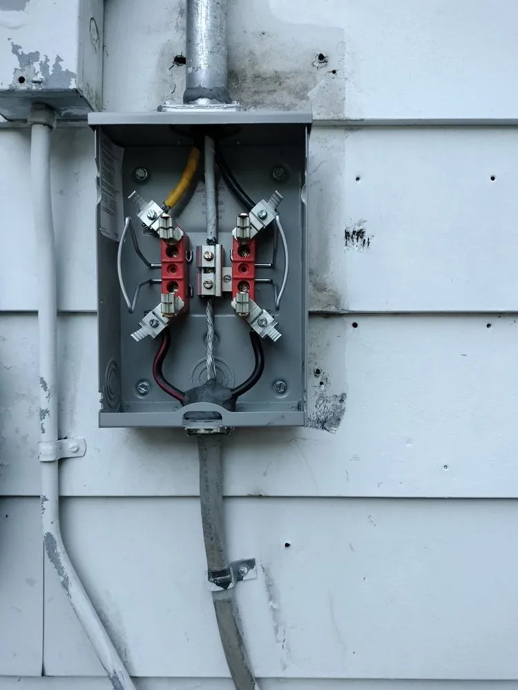 Slide of Loyaltyz Construction