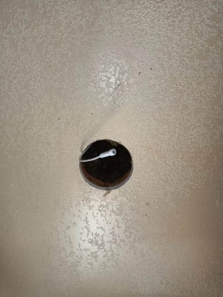 Slide of Lozada's Electric / Handyman