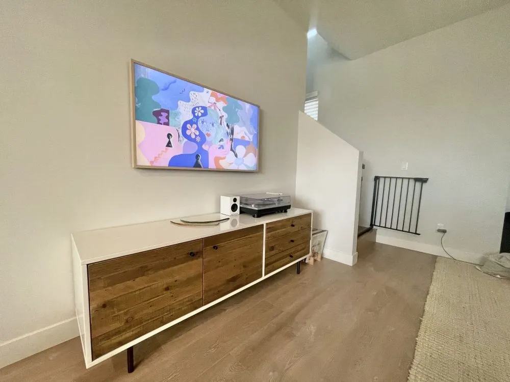 Slide of Loza’s Electric