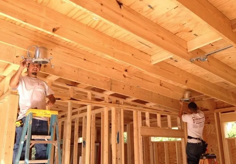 Slide of LP3 Electric