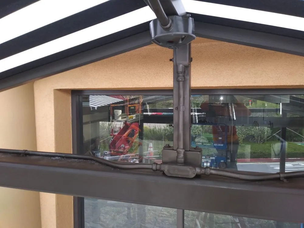 Slide of López Electric