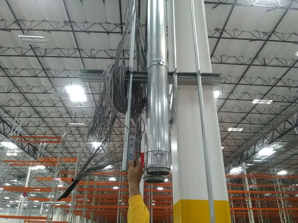 Slide of López Electric